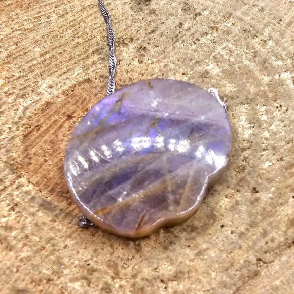 Nature Labradorite Carved Flashy Nine Tails fox On Moon Pendant Necklace - Picture 4 of 10